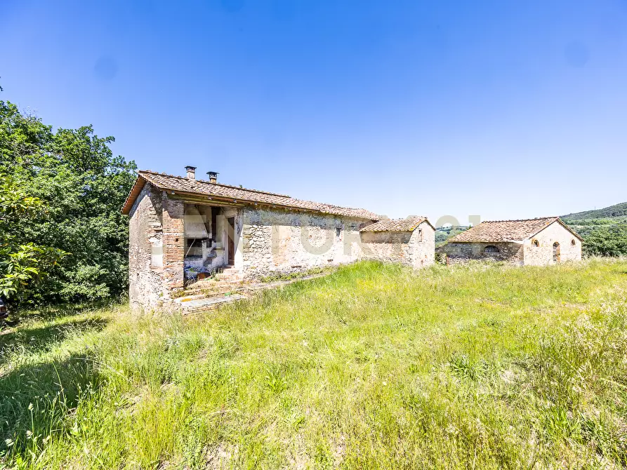 Immagine 1 di Rustico / casale in vendita  in Via Tiberina 384 a Narni
