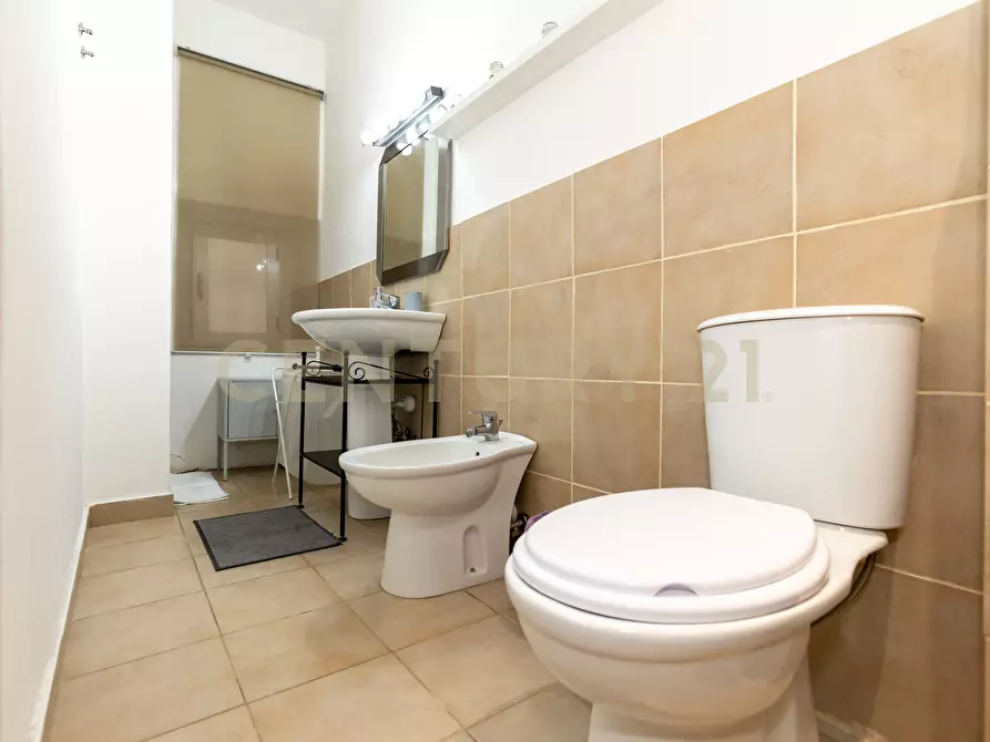 Immagine 20 di Bilocale in vendita  in Via Grimaldi 68 a Catania