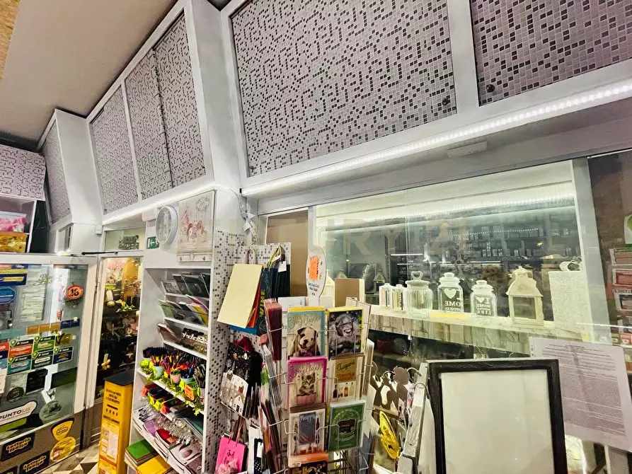 Immagine 5 di Tabaccheria in vendita  in via liri 7/9 a Grosseto