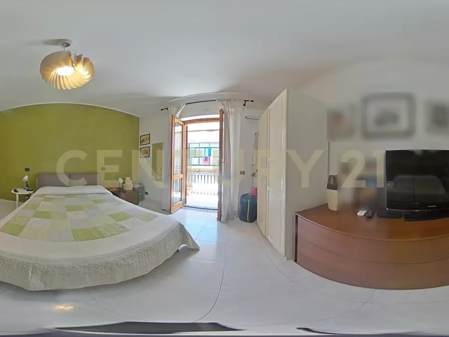 Immagine 47 di Trilocale in vendita  in Via Guglielmo Marconi 107 a Pedara