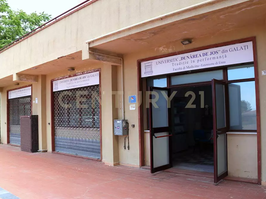 Immagine 6 di Attività commerciale in vendita  in Via Enrico Mattei 12 a Enna