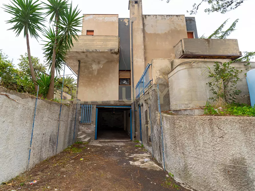 Immagine 21 di Villa in vendita  in Via Monte Cicirello 8 a Catania