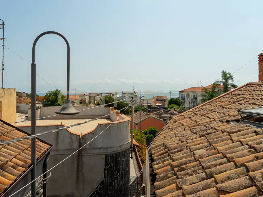 Immagine 36 di Porzione di casa in vendita  in Via Ariazzi 13 a Acireale