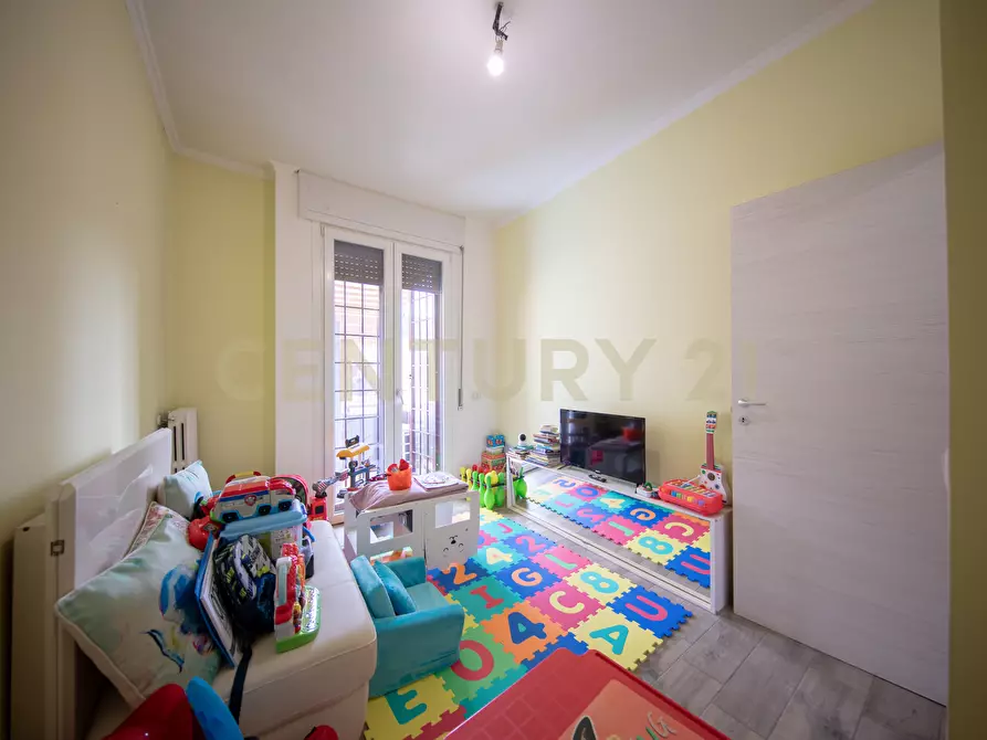 Immagine 16 di Quadrilocale in vendita  in Viale della Venezia Giulia 151 a Roma