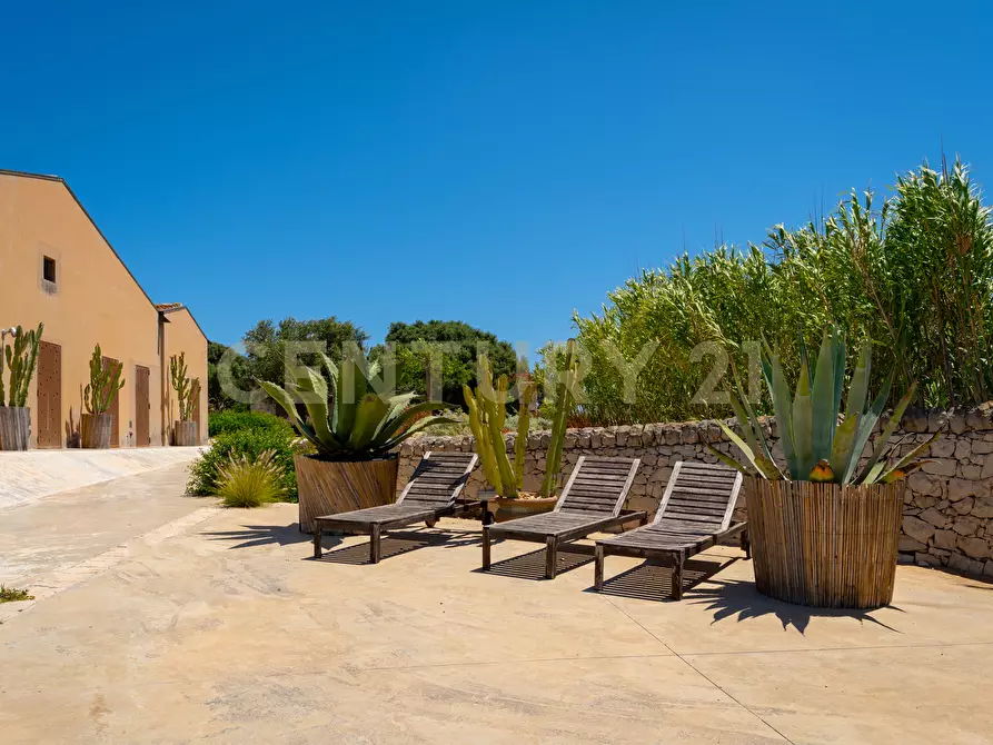 Immagine 66 di Villa in vendita  in Contrada Pagliarello snc a Portopalo Di Capo Passero