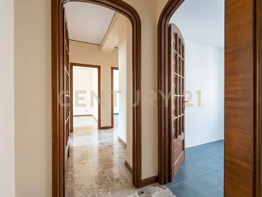 Immagine 18 di Appartamento in vendita  in Via Carmelitani 6 a San Giovanni La Punta