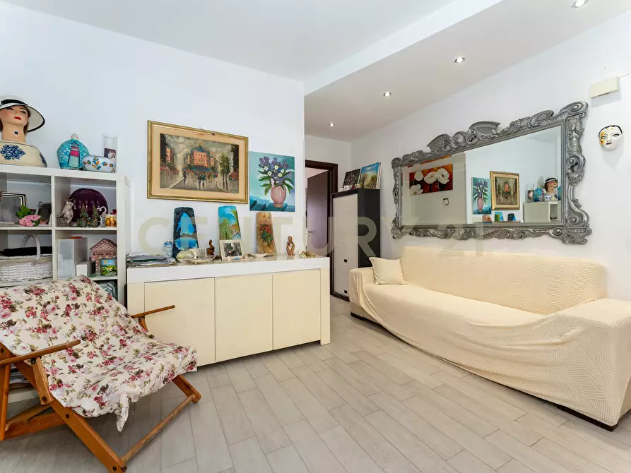 Immagine 19 di Bilocale in vendita  in Via dei Ciclopi 160 a Aci Catena