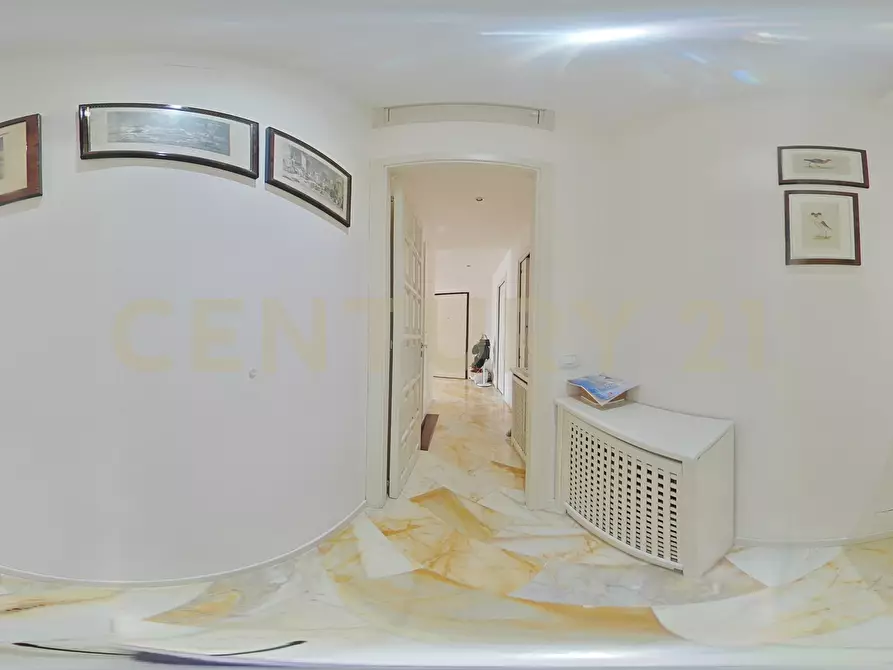 Immagine 109 di Villa in vendita  in Via Antonello da Messina 57 a Aci Castello