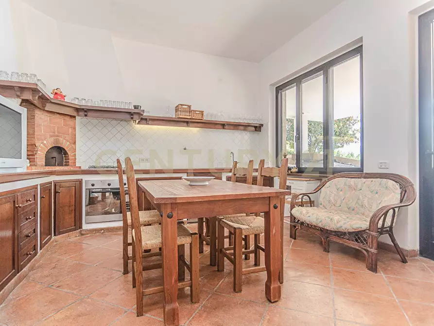 Immagine 42 di Villa in vendita  in Via Spiaggia del Lago 17b a Castel Gandolfo