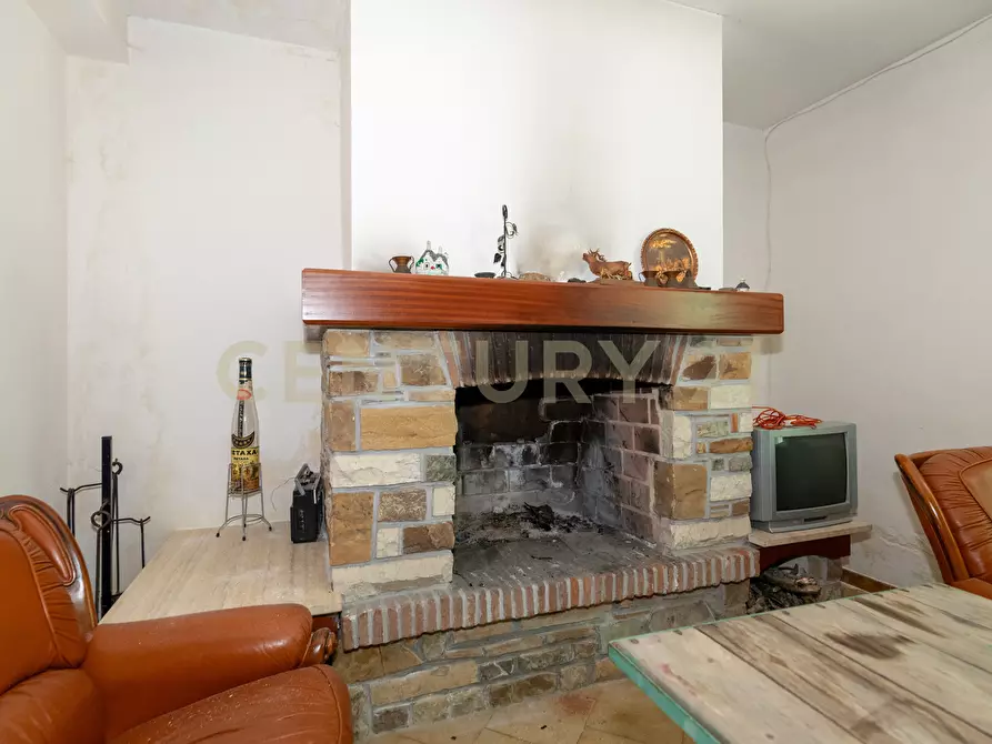 Immagine 40 di Villa in vendita  in Contrada Scolaro Cisterna a Adrano