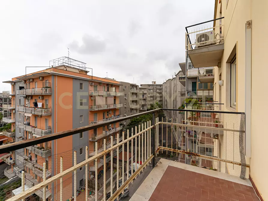 Immagine 35 di Quadrilocale in affitto  in Via Mineo 33 a Catania