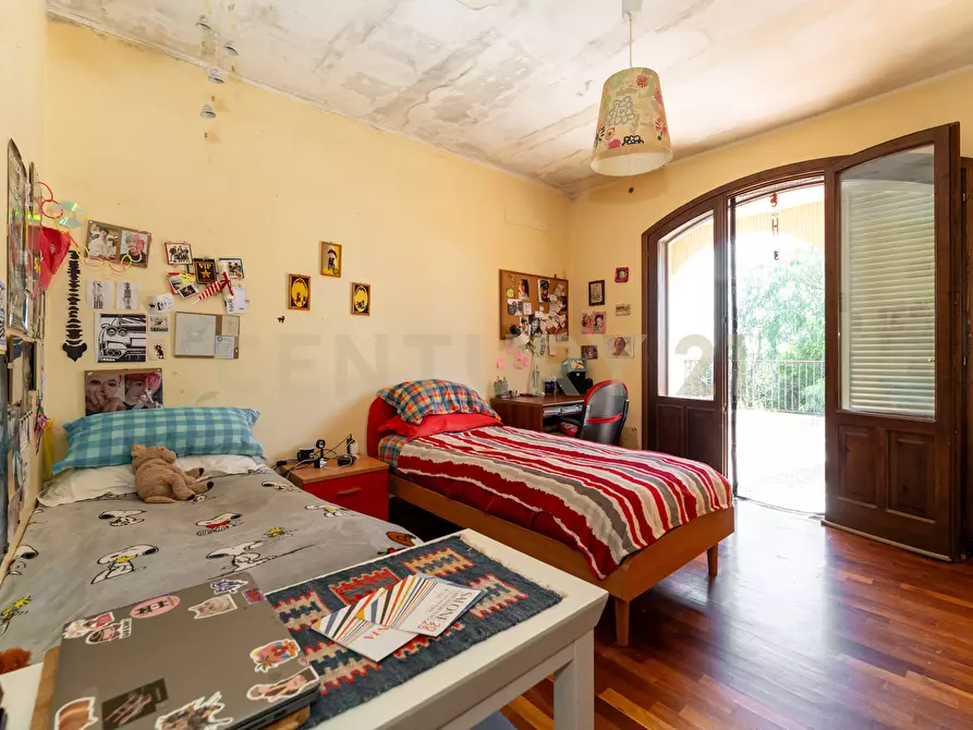 Immagine 27 di Villa in vendita  in Via Alcaloro Petrone 47 a Viagrande