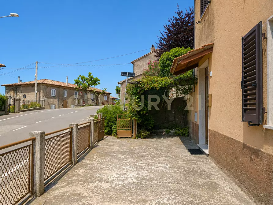Immagine 4 di Pentalocale in vendita  in Via Aldobrandeschi 53 a Castell'azzara