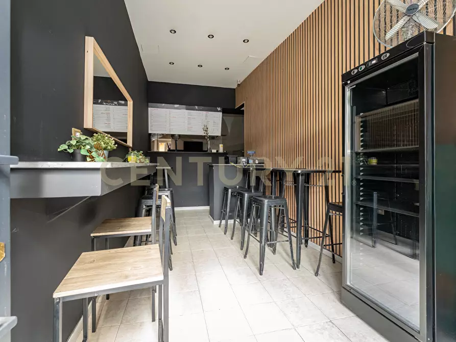 Immagine 1 di Pizzeria / Pub in vendita  in Via Duca Degli Abruzzi 1666 a Catania