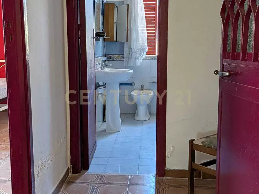 Immagine 24 di Villa in vendita  in Via Filippa Miccichè snc a Santa Cristina Gela
