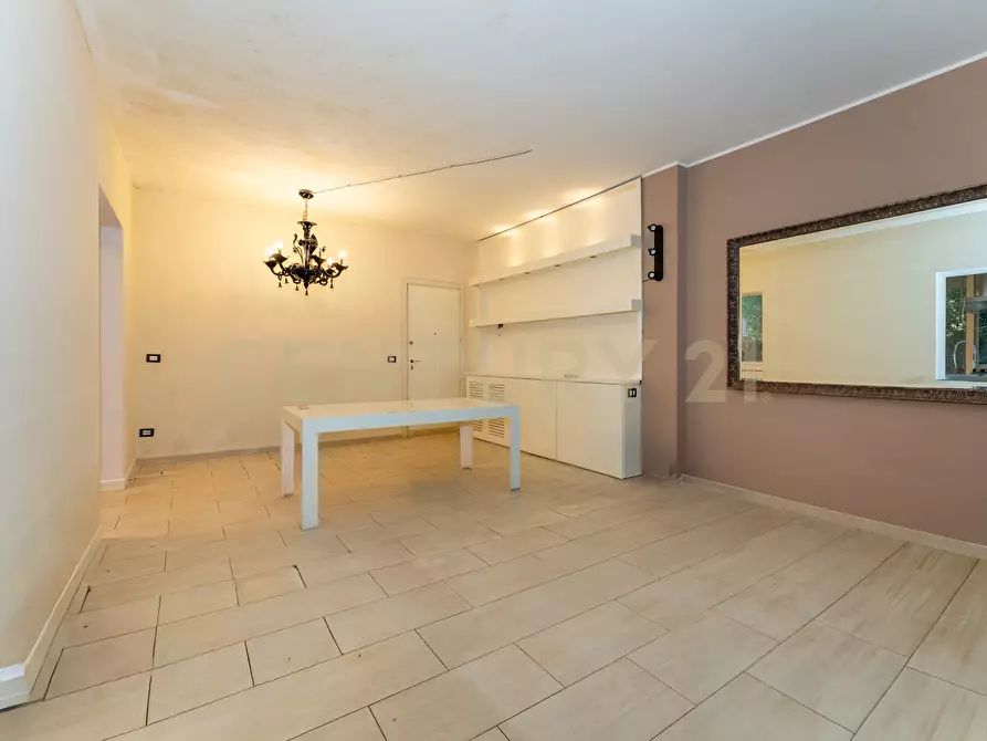 Immagine 15 di Trilocale in vendita  in Via Sgroppillo 21 a San Gregorio Di Catania