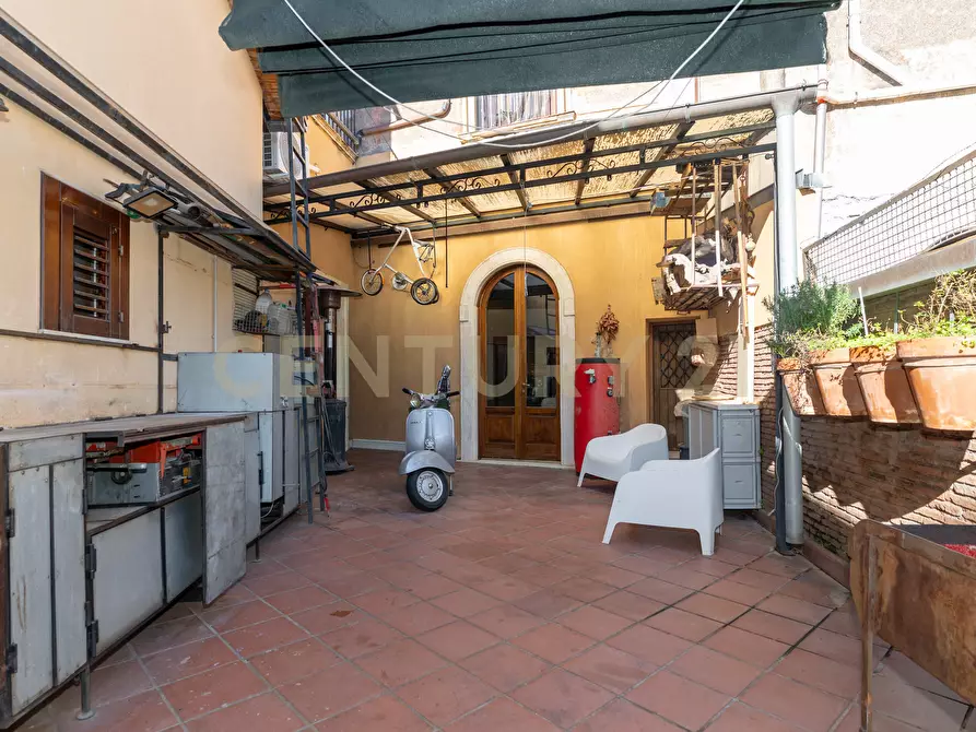 Immagine 52 di Appartamento in vendita  in Via del Vecchio Bastione 5 a Catania