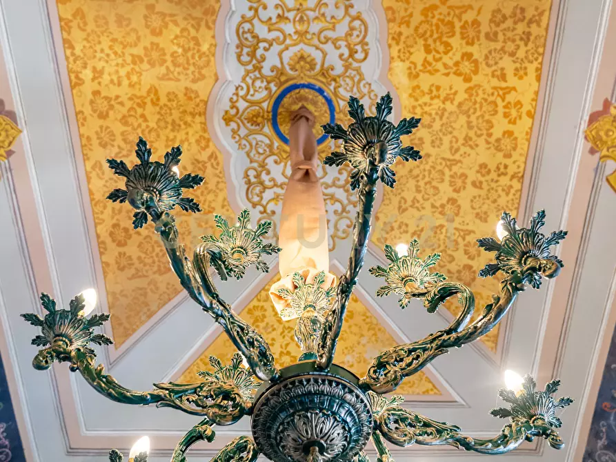 Immagine 106 di Casa indipendente in vendita  in Via Giuseppe Garibaldi 68-70-72 a Nicolosi