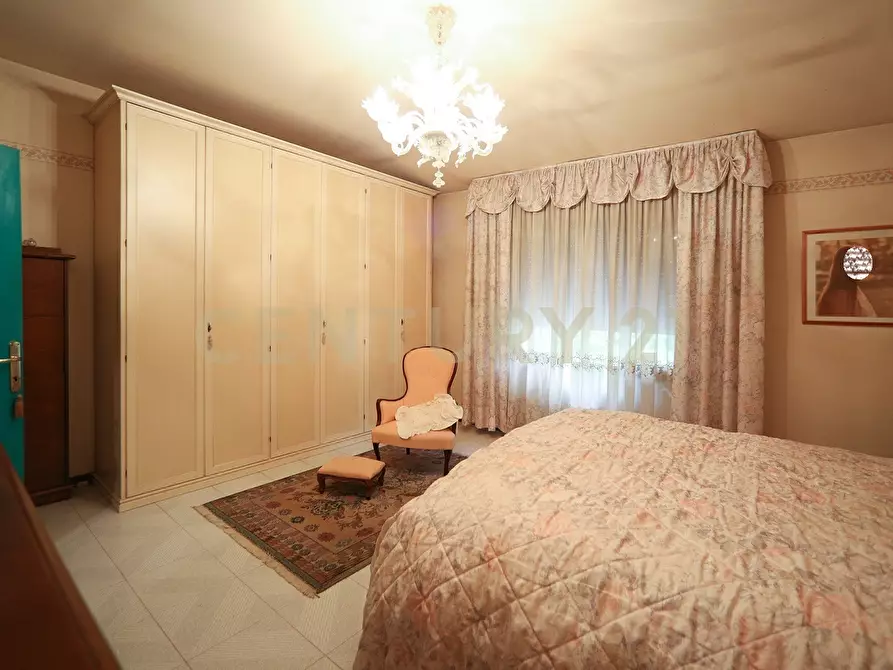 Immagine 36 di Pentalocale in vendita  in Via Giuseppe Garibaldi 5 a Casaleone