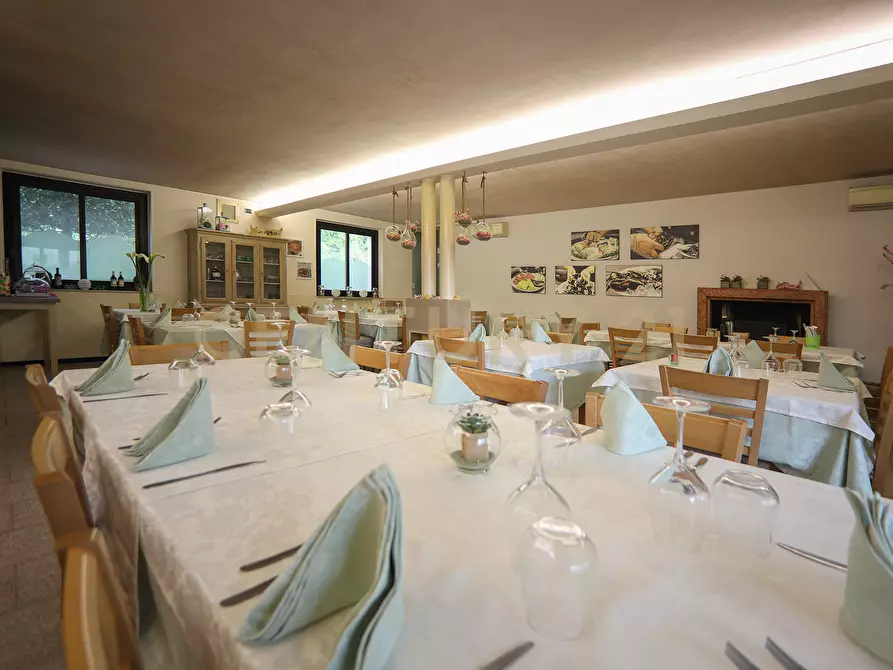 Immagine 12 di Pentalocale in vendita  in Via Giuseppe Garibaldi 5 a Casaleone