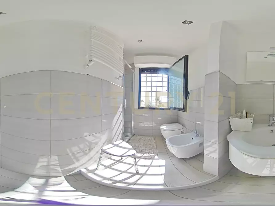 Immagine 107 di Villa in vendita  in Via Antonello da Messina 57 a Aci Castello