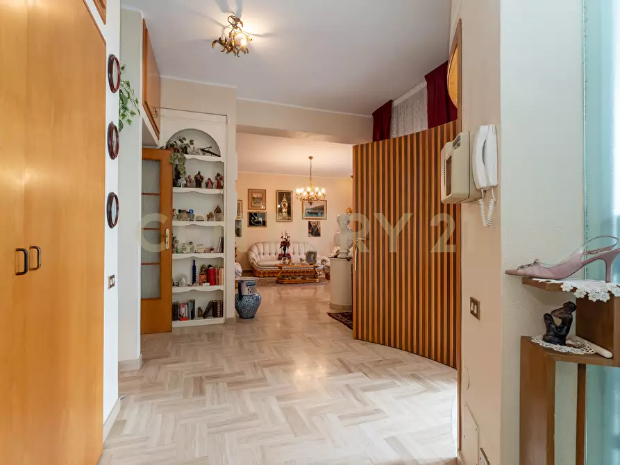 Immagine 12 di Villa in vendita  in Via Ottavia Penna 50 a Caltagirone
