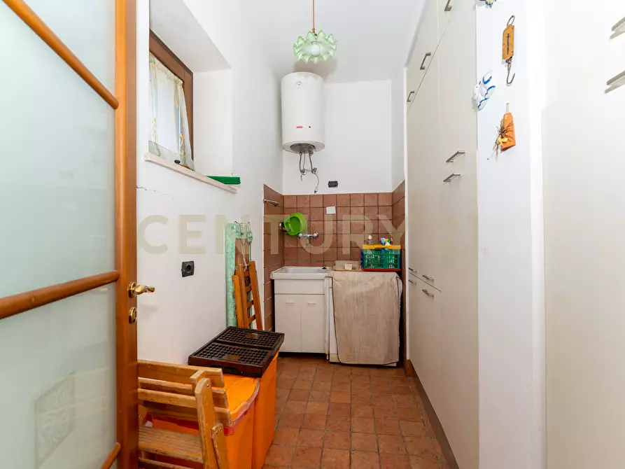 Immagine 56 di Villa in vendita  in Via Alcaloro Petrone 47 a Viagrande