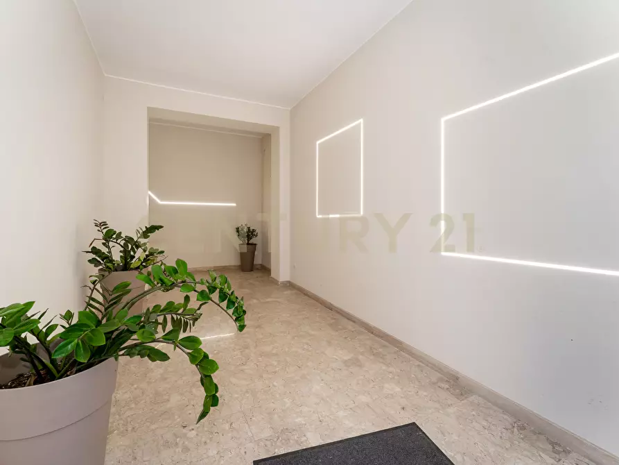 Immagine 5 di Appartamento in vendita  in Via Carmelitani 6 a San Giovanni La Punta