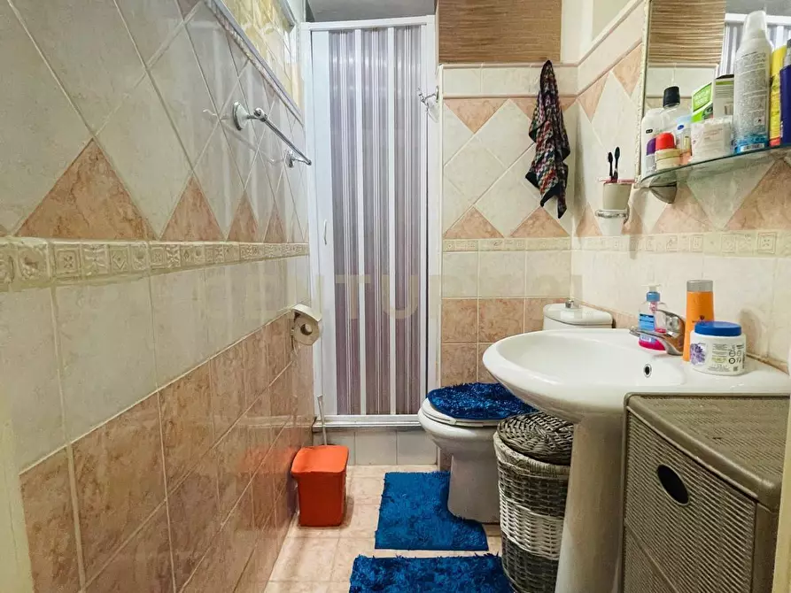 Immagine 8 di Bilocale in vendita  in Via Ciro Menotti 61 a Gela