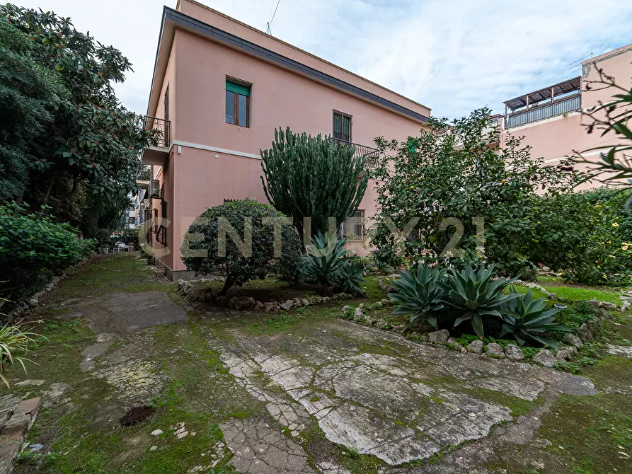 Immagine 6 di Villa in vendita  in Viale Scala Greca a Siracusa