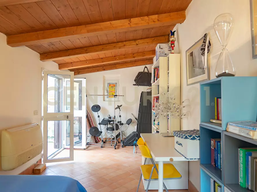 Immagine 27 di Quadrilocale in vendita  in Via Agri 3 a Roma