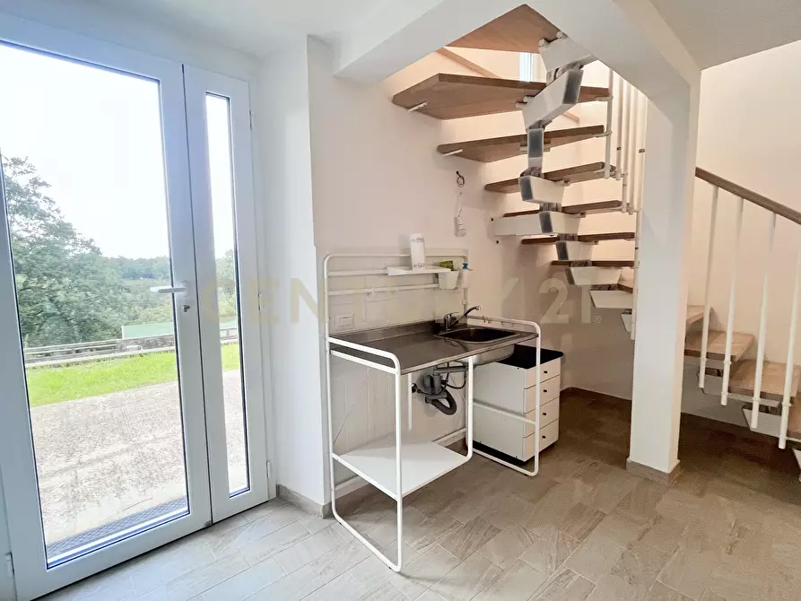 Immagine 44 di Villa in vendita  in Piazza Barbana 35 a Scansano