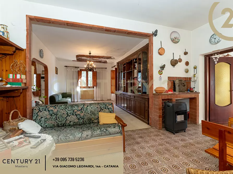 Immagine 78 di Villa in vendita  in Via Francesco Durante 11 a Pedara