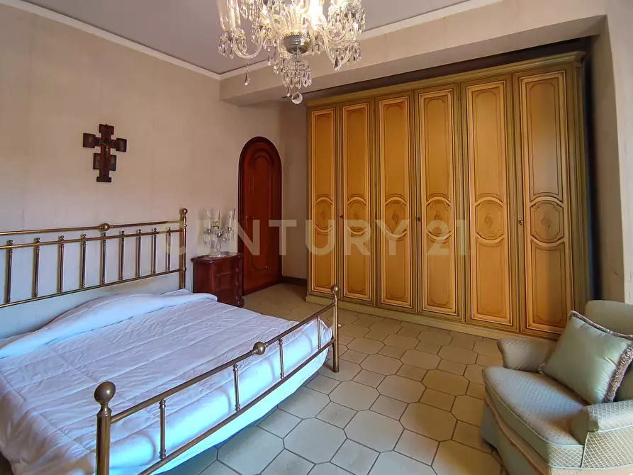 Immagine 30 di Villa in vendita  in Via Musumeci 47 a Giarre