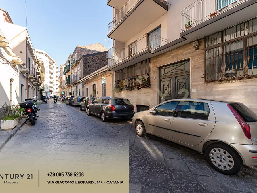 Immagine 47 di Attico in vendita  in Via Gargano 31 a Catania