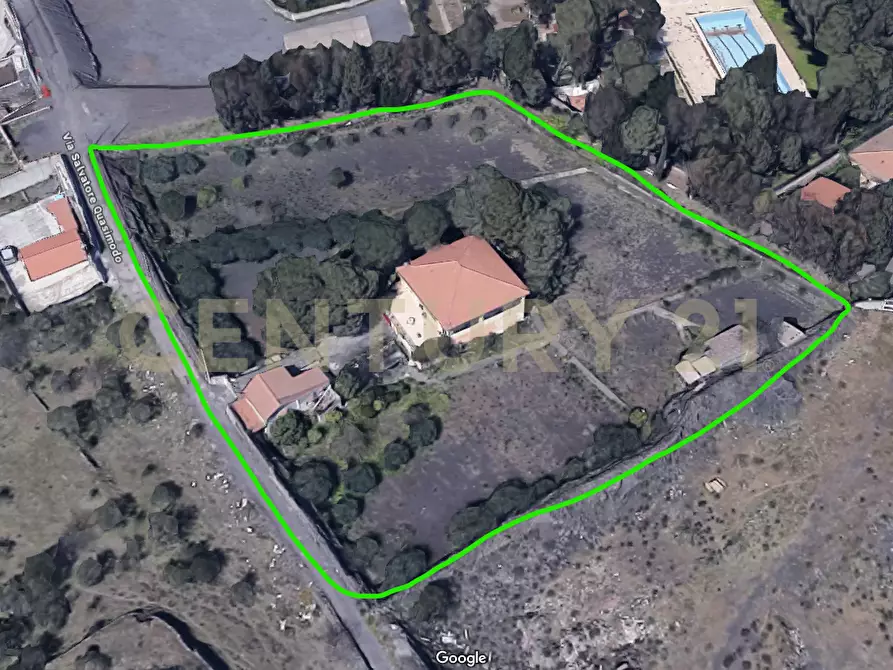 Immagine 1 di Terreno edificabile in vendita  in Via Salvatore Quasimodo 7 a Pedara