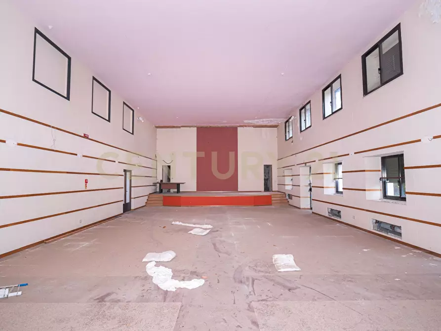 Immagine 5 di Capannone industriale in vendita  in Via Cassone 75 a Zafferana Etnea