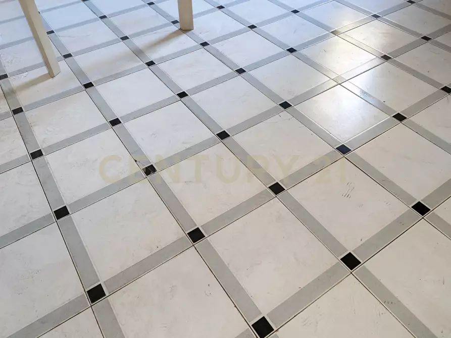 Immagine 11 di Bilocale in vendita  in VIALE MARIO RAPISARDI 158 a Catania