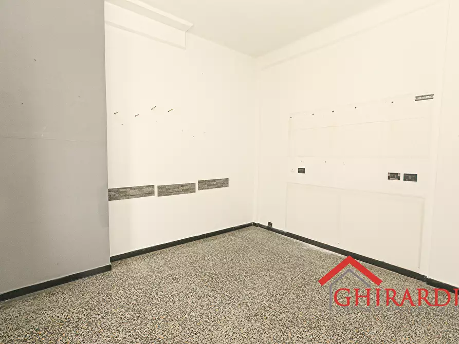 Immagine 11 di Quadrilocale in vendita  in VIA SAN LUIGI 18 a Genova