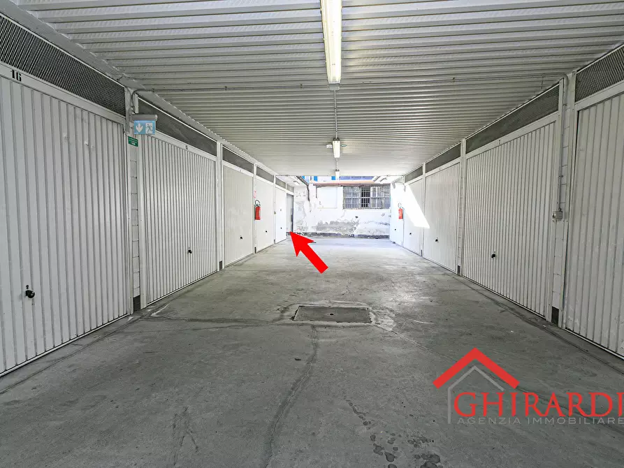 Immagine 7 di Garage in vendita  in Via Chiaravagna 77 R a Genova