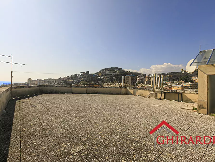 Immagine 44 di Quadrilocale in vendita  in Piazza Cristoforo Bonavino 11 a Genova