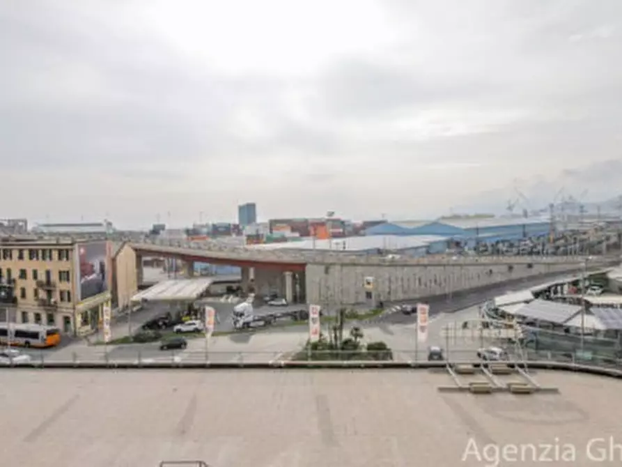 Immagine 17 di Bilocale in affitto  in VIA DELL'ACCIAIO 115 a Genova