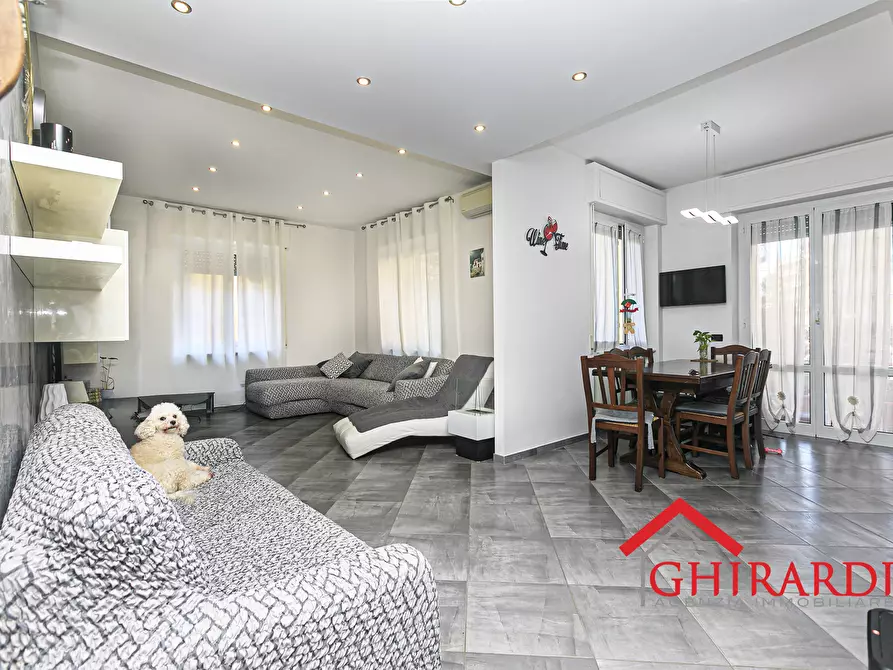 Immagine 1 di Trilocale in vendita  in VIA NEGROPONTE 4 a Genova