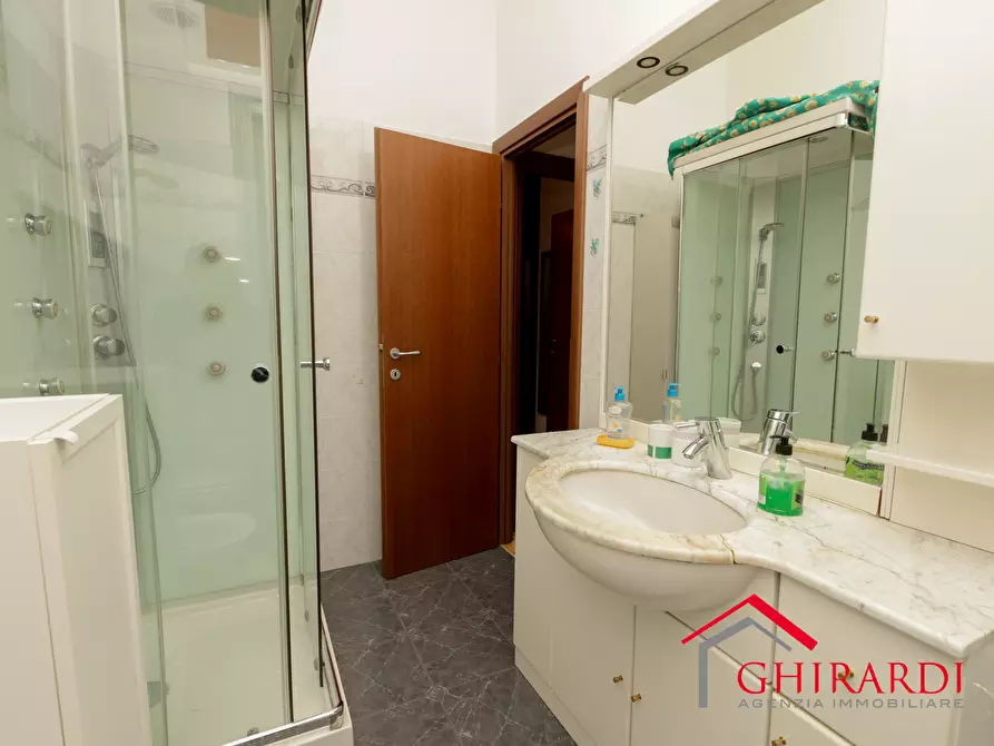 Immagine 19 di Trilocale in affitto  in VIA CANESI 56 a Genova