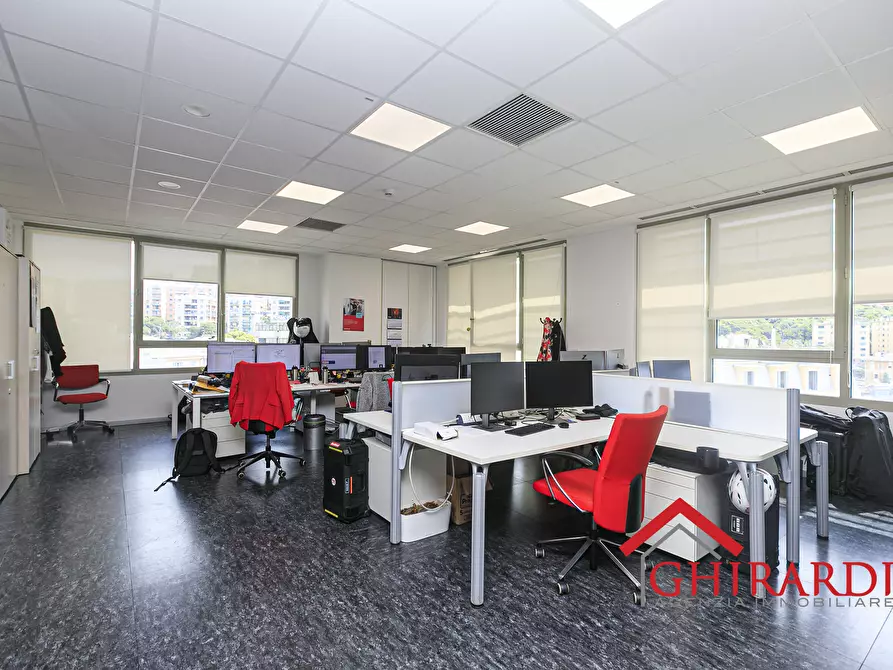 Immagine 28 di Ufficio in vendita  in Via delle Nuove Tecnologie Enrico Albareto 21 a Genova