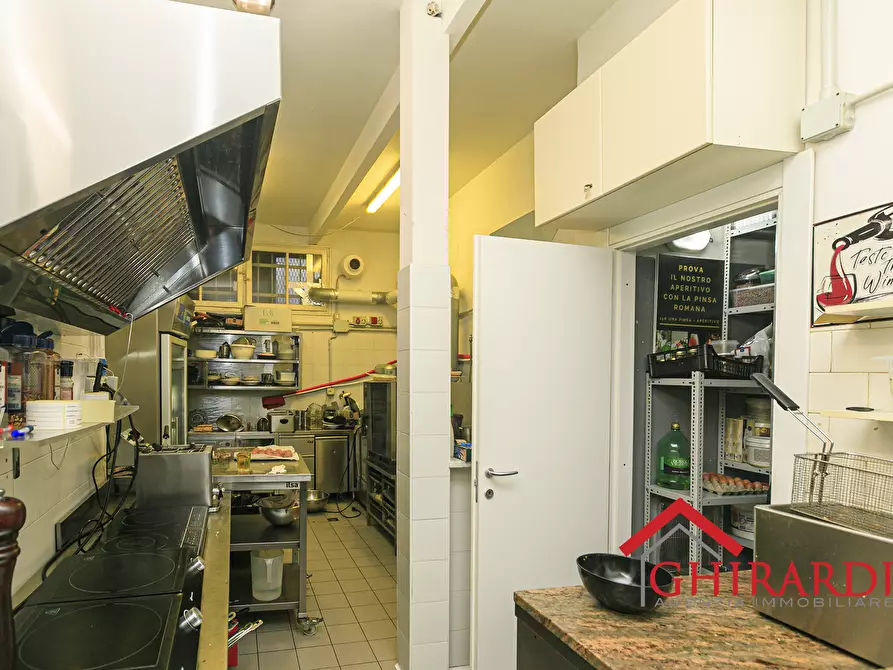 Immagine 20 di Attività commerciale in vendita  in Via Trento 52 a Genova