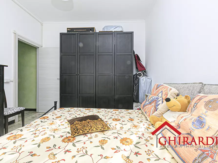 Immagine 25 di Bilocale in vendita  in Piazza Silvio Arrivabene 7a a Genova