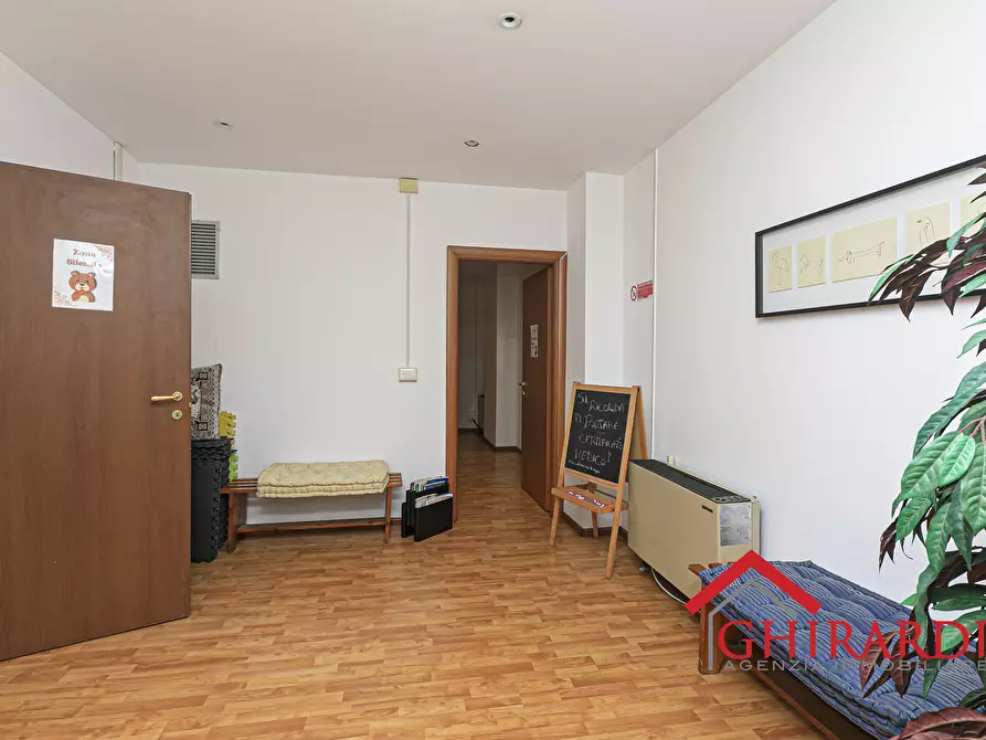 Immagine 12 di Locale commerciale in vendita  in BORZOLI 88M a Genova