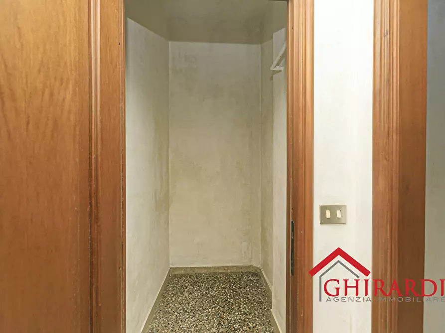 Immagine 26 di Quadrilocale in vendita  in Via Giuseppe de Notaris 4 a Genova