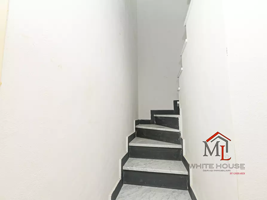 Immagine 13 di Trilocale in vendita  in Via Fra Giovanni Angelo Montorsoli 3 a Genova